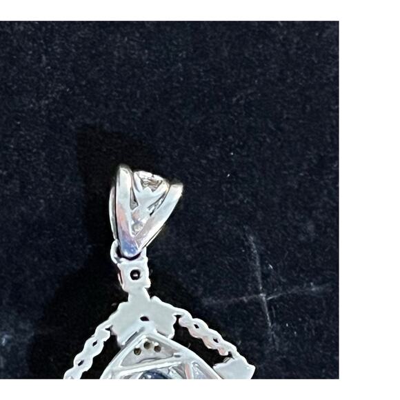 Sterling Silver SS925 Key Pendant Blue Topaz Gemstone Filigree Vintage Boho Gift - Picture 5 of 7